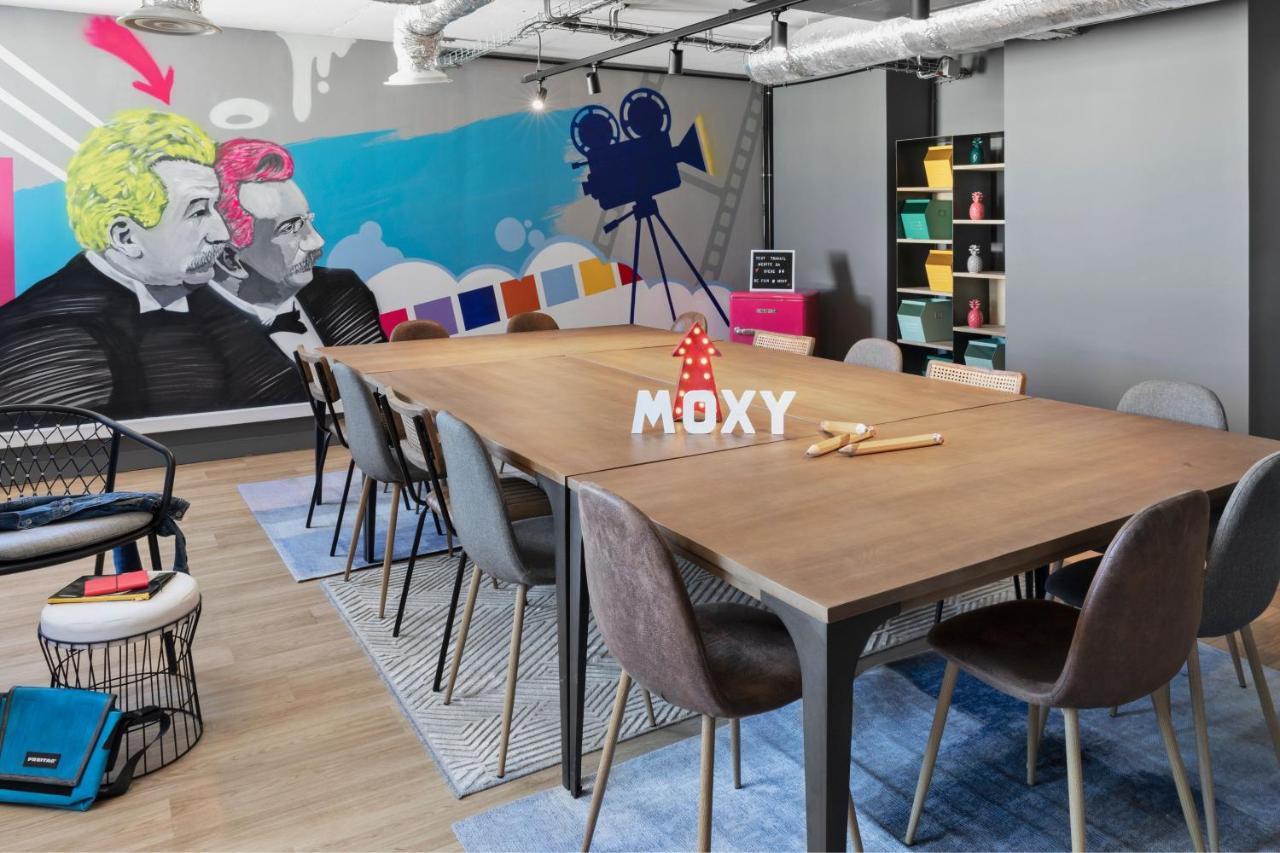 Moxy La Ciotat Hotel Екстериор снимка