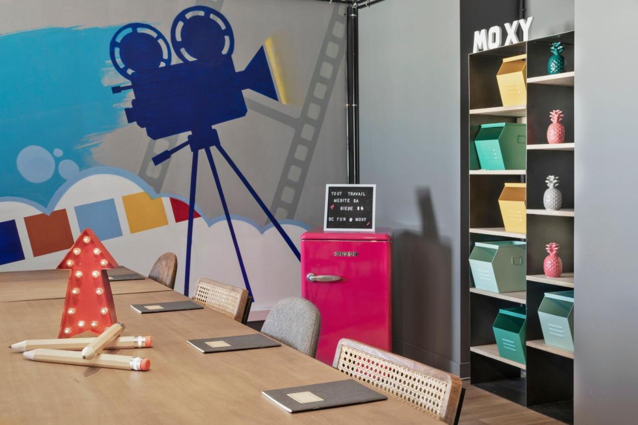 Moxy La Ciotat Hotel Екстериор снимка