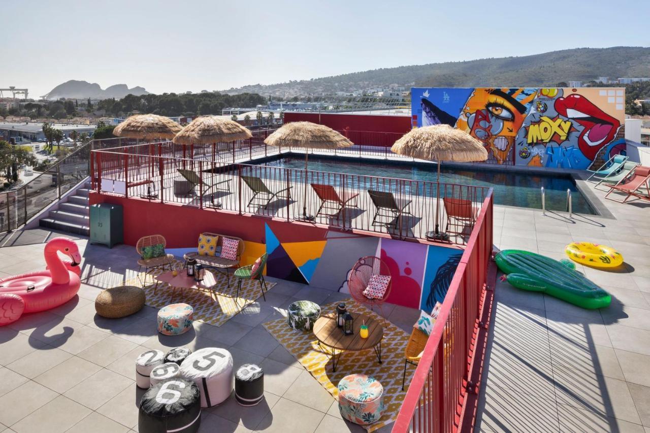 Moxy La Ciotat Hotel Екстериор снимка