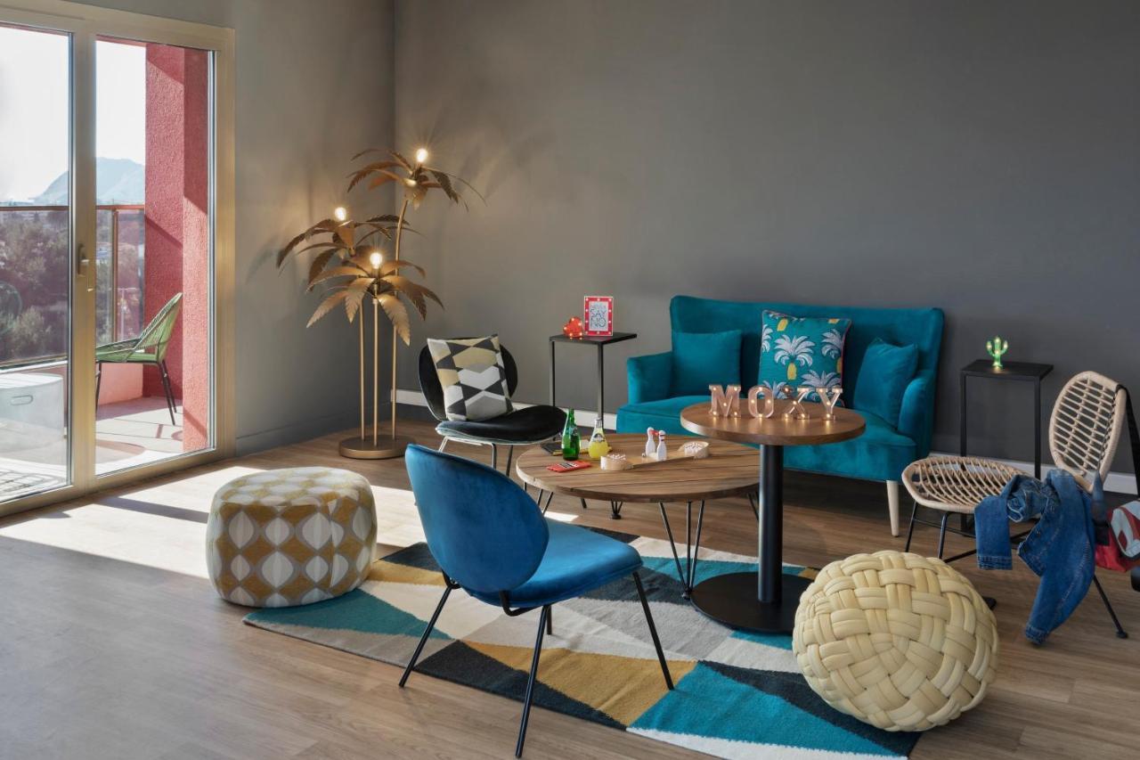 Moxy La Ciotat Hotel Екстериор снимка